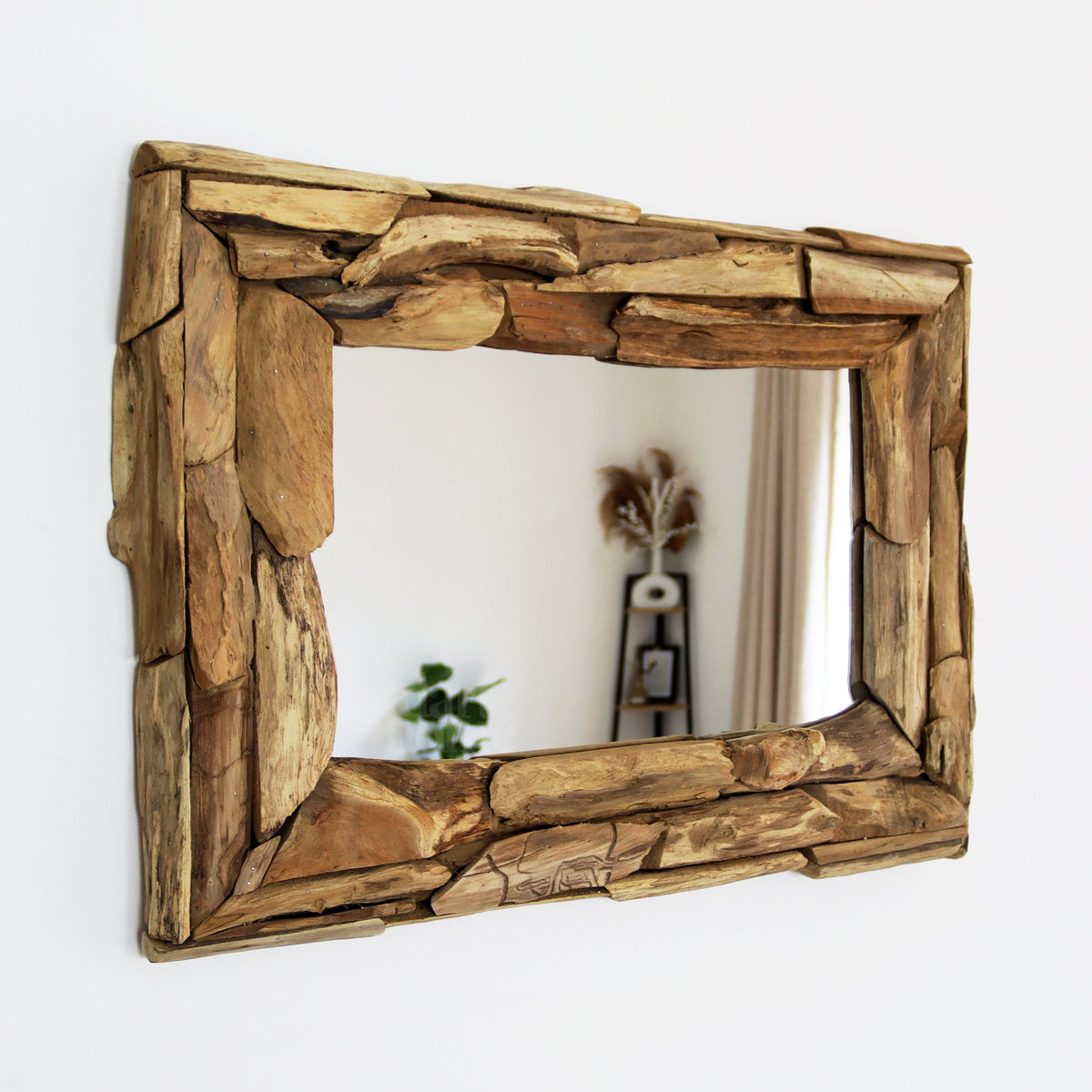 | Rechteckiger Wandspiegel aus recyceltem Teakholz